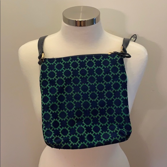 Tommy Hilfiger Crossbody Purse - Picture 3 of 12